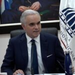 Celulares fuera del aula: Ministerio de Educación anuncia nuevas restricciones