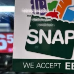 Nueva York reemplazará las tarjetas SNAP por tarjetas con chip: cuándo llegarán y cómo protegerán tus beneficios